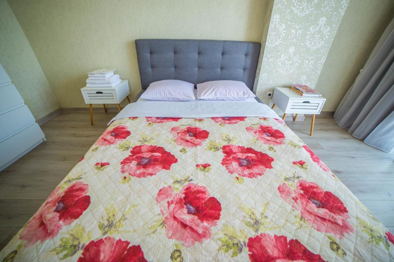 Comfy Apartment Tbilisi Eksteriør bilde