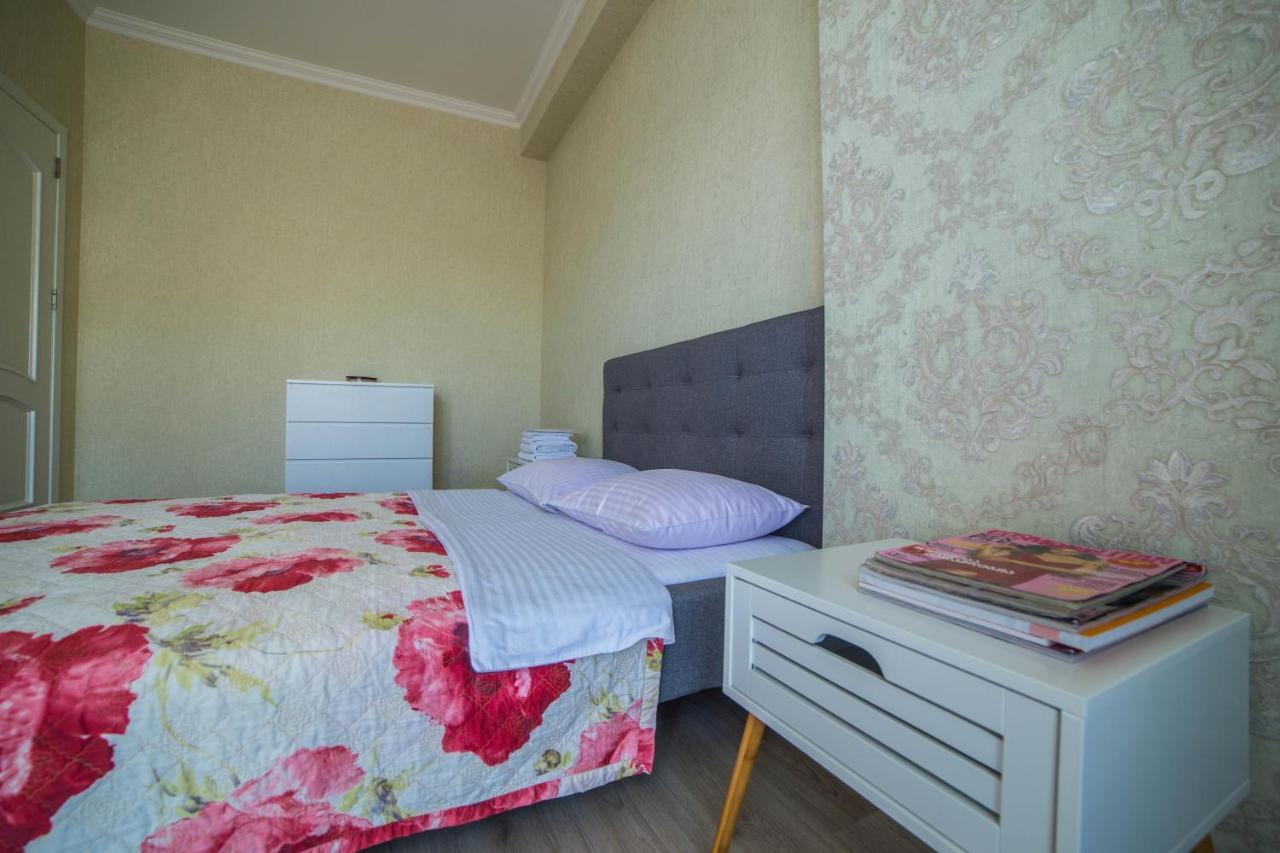 Comfy Apartment Tbilisi Eksteriør bilde