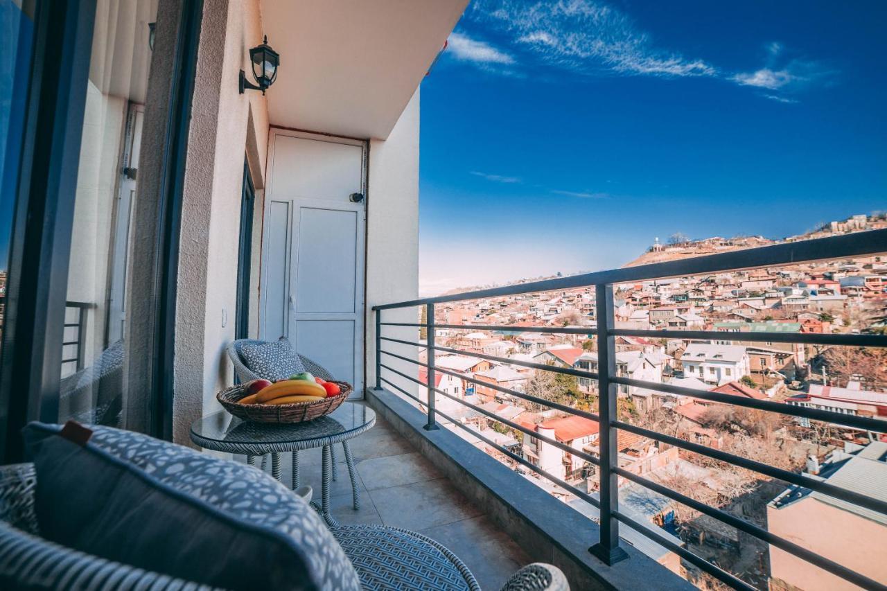 Comfy Apartment Tbilisi Eksteriør bilde
