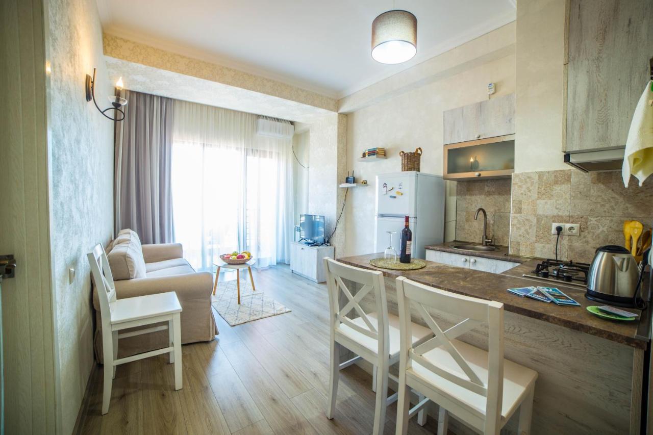 Comfy Apartment Tbilisi Eksteriør bilde