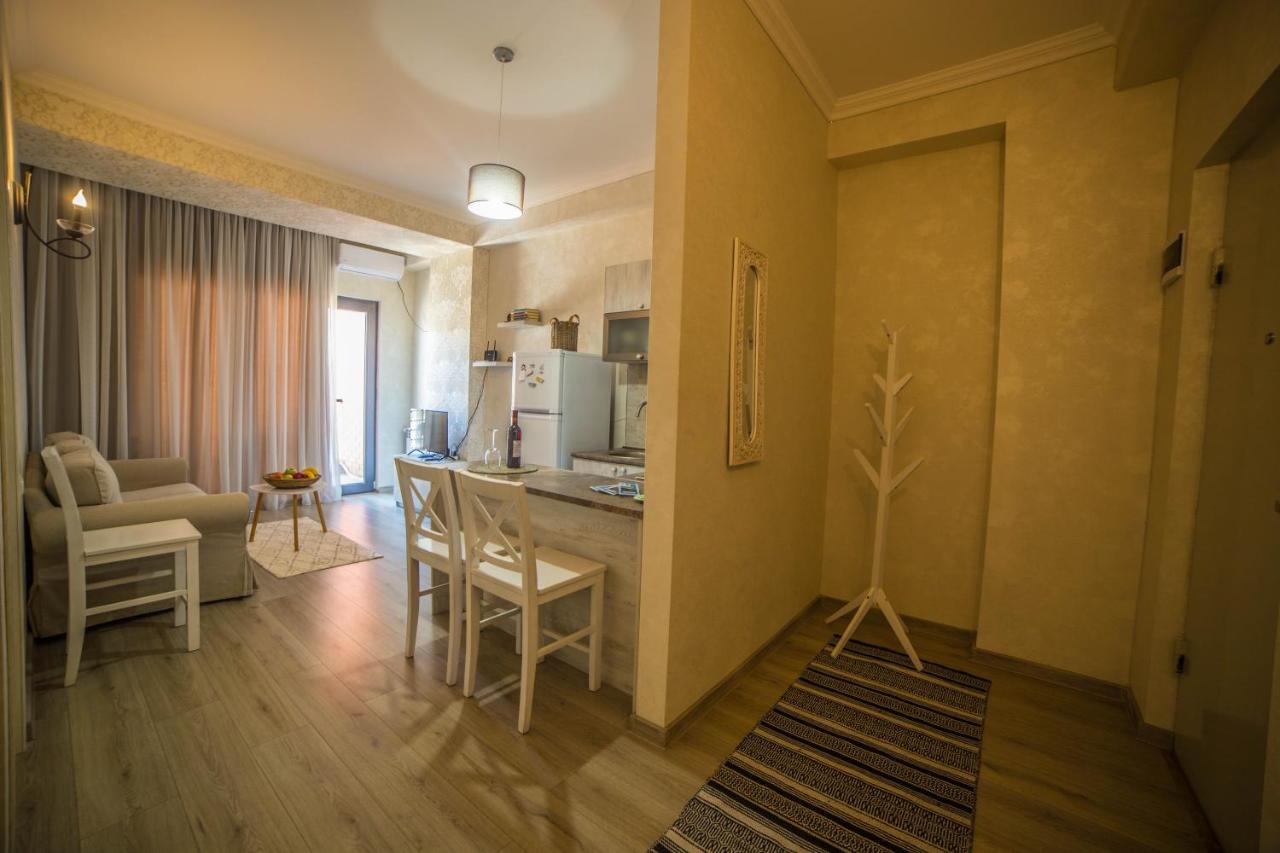 Comfy Apartment Tbilisi Eksteriør bilde
